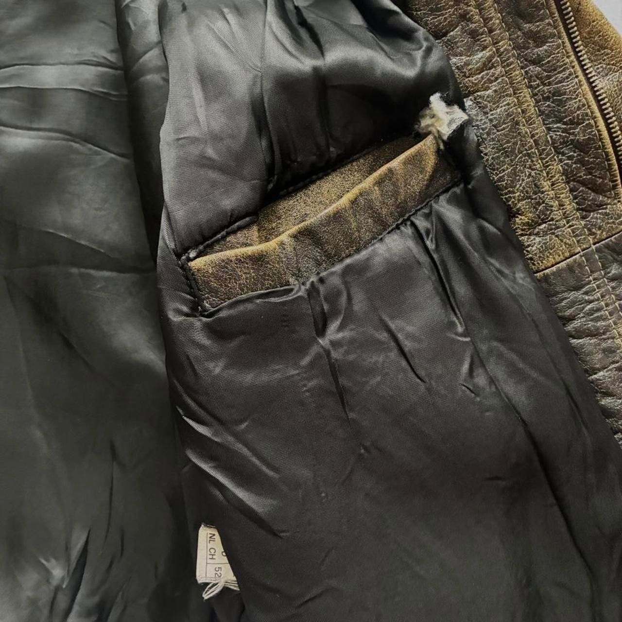 Giacche: Vintage leather bomber jacket – Usato da Zürich venduto da h_studio_edit 3
