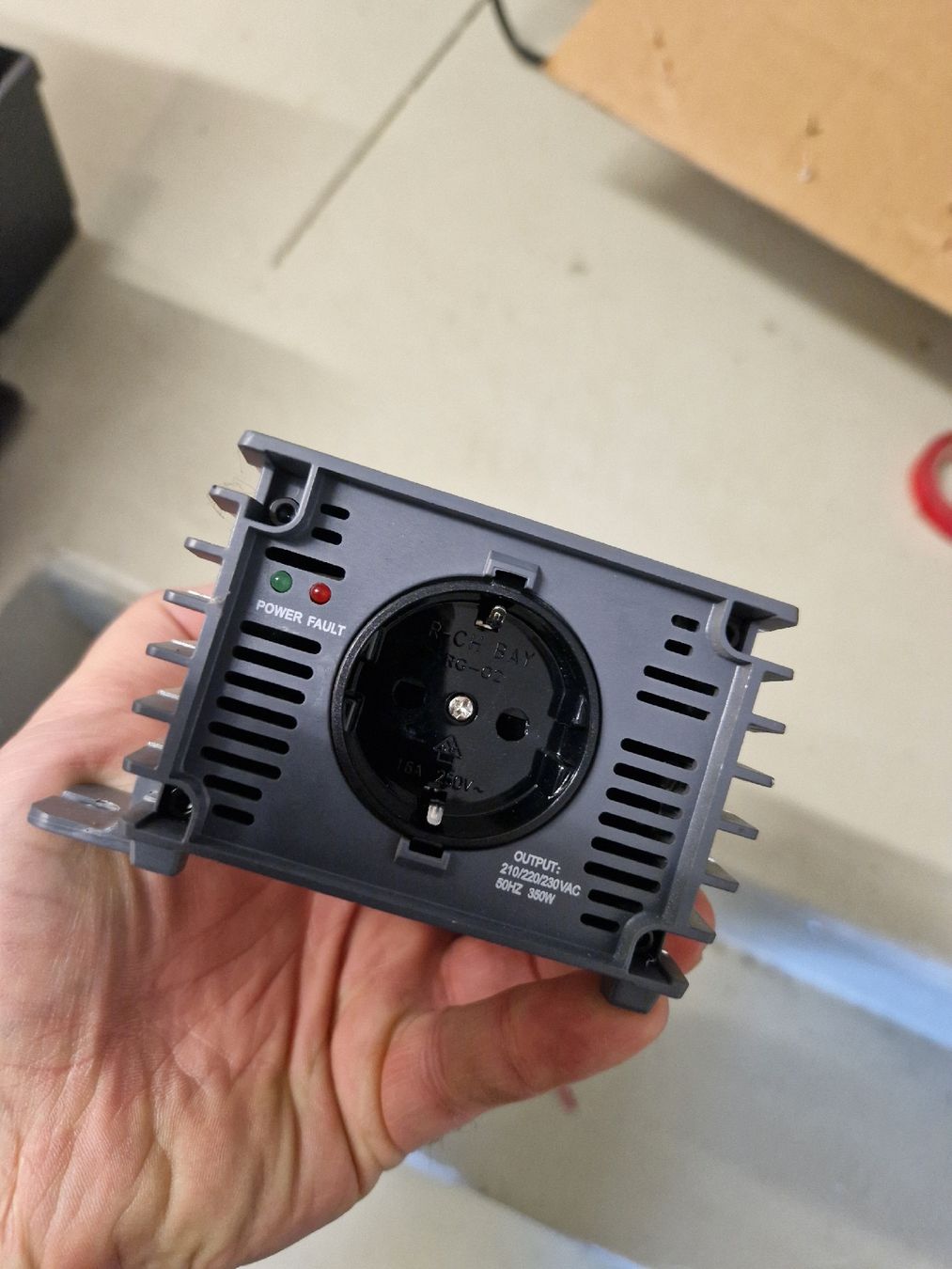 Inverter: Wechselricher WAECO PP402 – Usato da Zofingen venduto da Migiskau 2