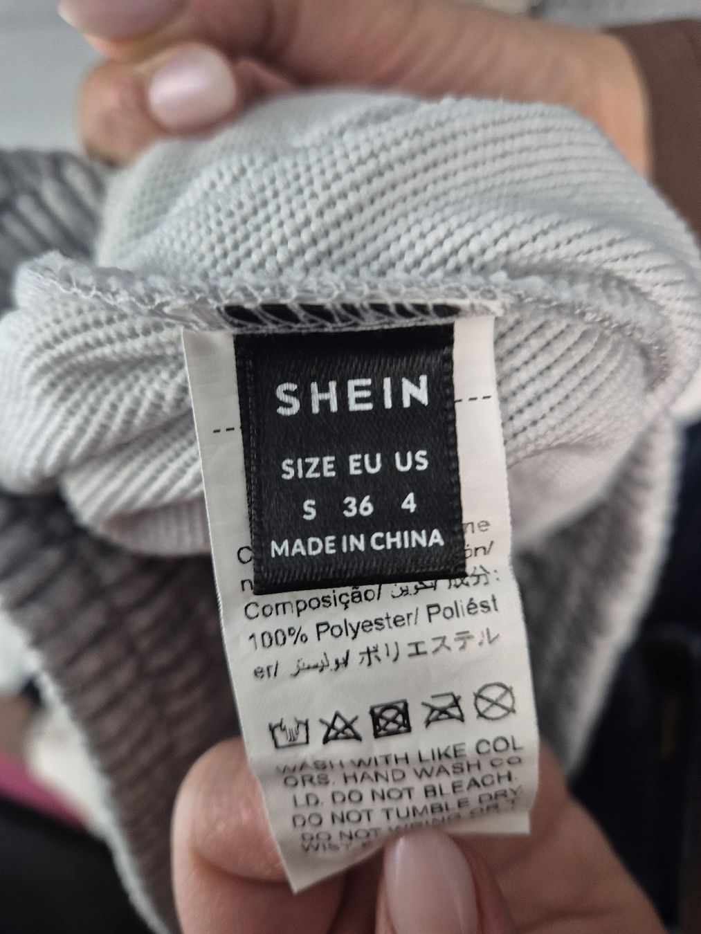 Shein Pantaloni: Training gris avec poches – Usato da Granges-Paccot venduto da smo_dp89 2