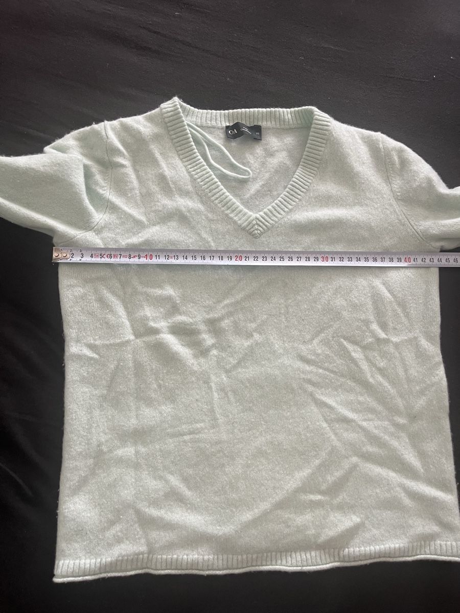 C&A Lotti di vestiti: Zwei Cashmere Damen Pullover V-Ausschnitt – Usato da Olten venduto da sae_82z2 6