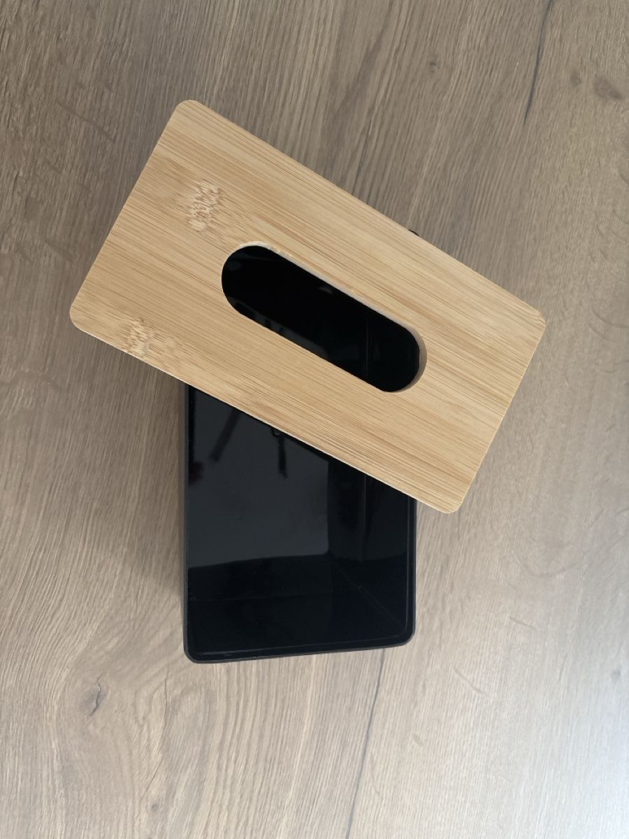 Altro in Decorazioni & Accessori: Taschentuchbox schwarz mit Bambus Deckel – Nuovo (secondo la descrizione) da Niederwil AG venduto da pat_l6fn 2