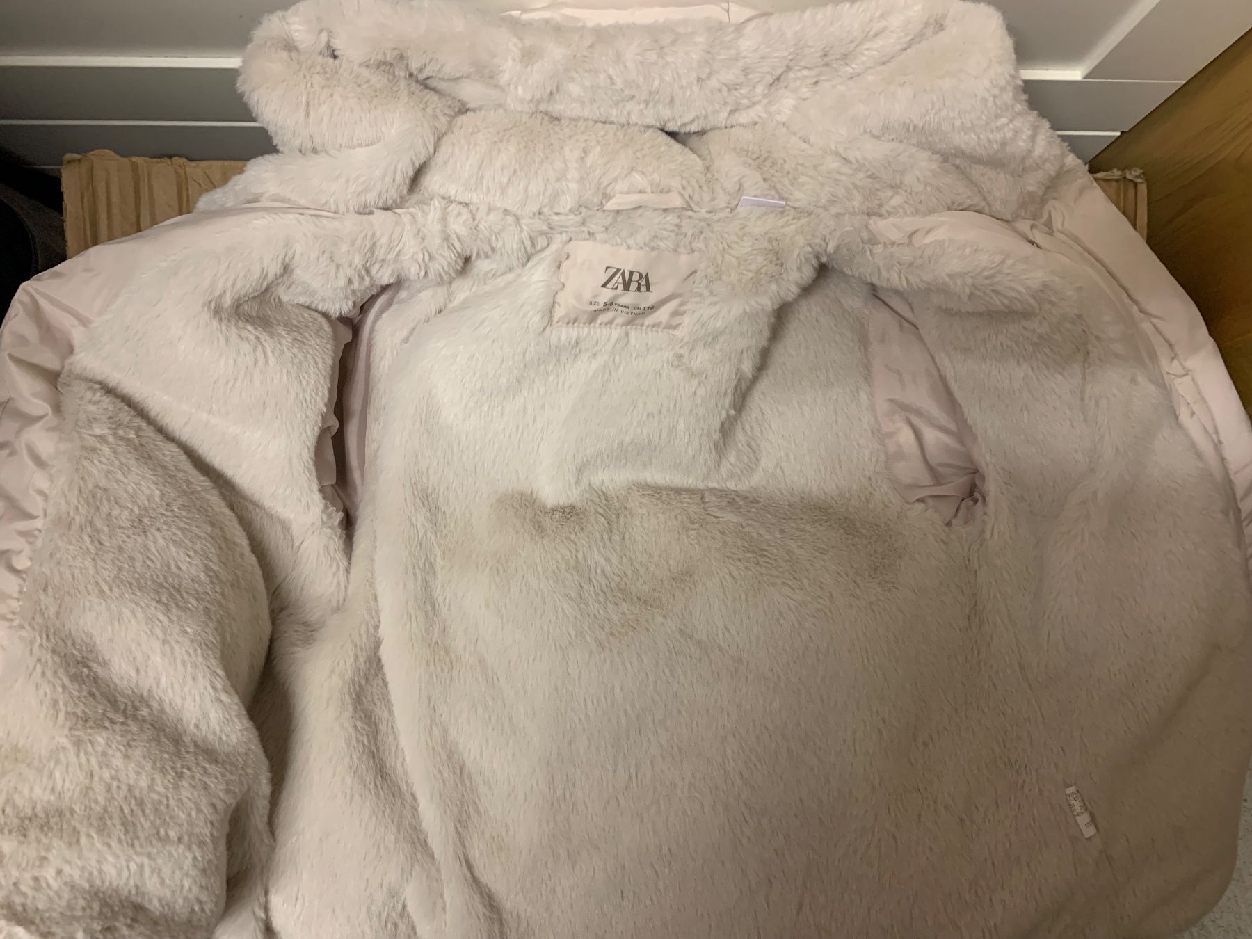 Zara Vestes & Manteaux: Winterjacke Kinder Mädchen Gr.116 – D'occasion à Bülach par engeli92 1