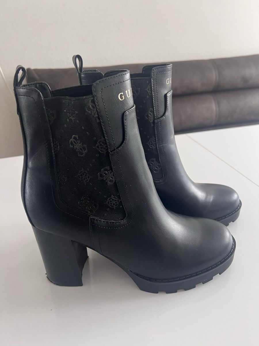 Guess Damenschuhe: GUESS Stiefeletten gr 41 – Gebraucht aus Herisau von bru_vm5j