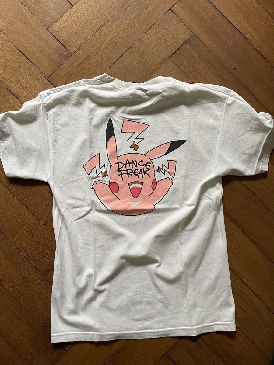 T-shirt: PELVIS AUSTRALIA TEE SIZE LARGE GOOD CONDITION – Usato da Basel venduto da aharon.no1