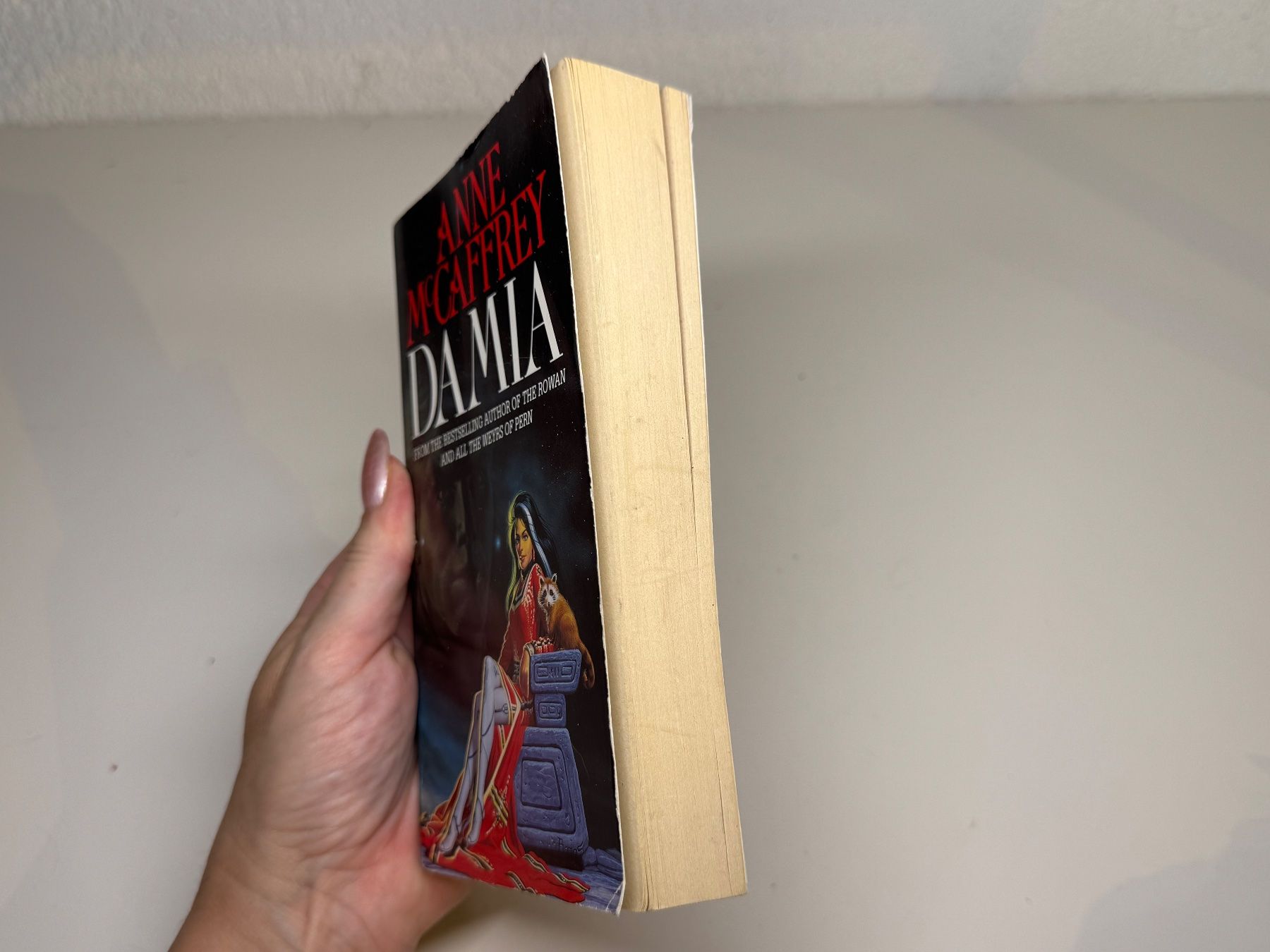 Libri: NOVEL: Anne McCaffrey, Damia – Usato da Grosswangen venduto da English_books 1