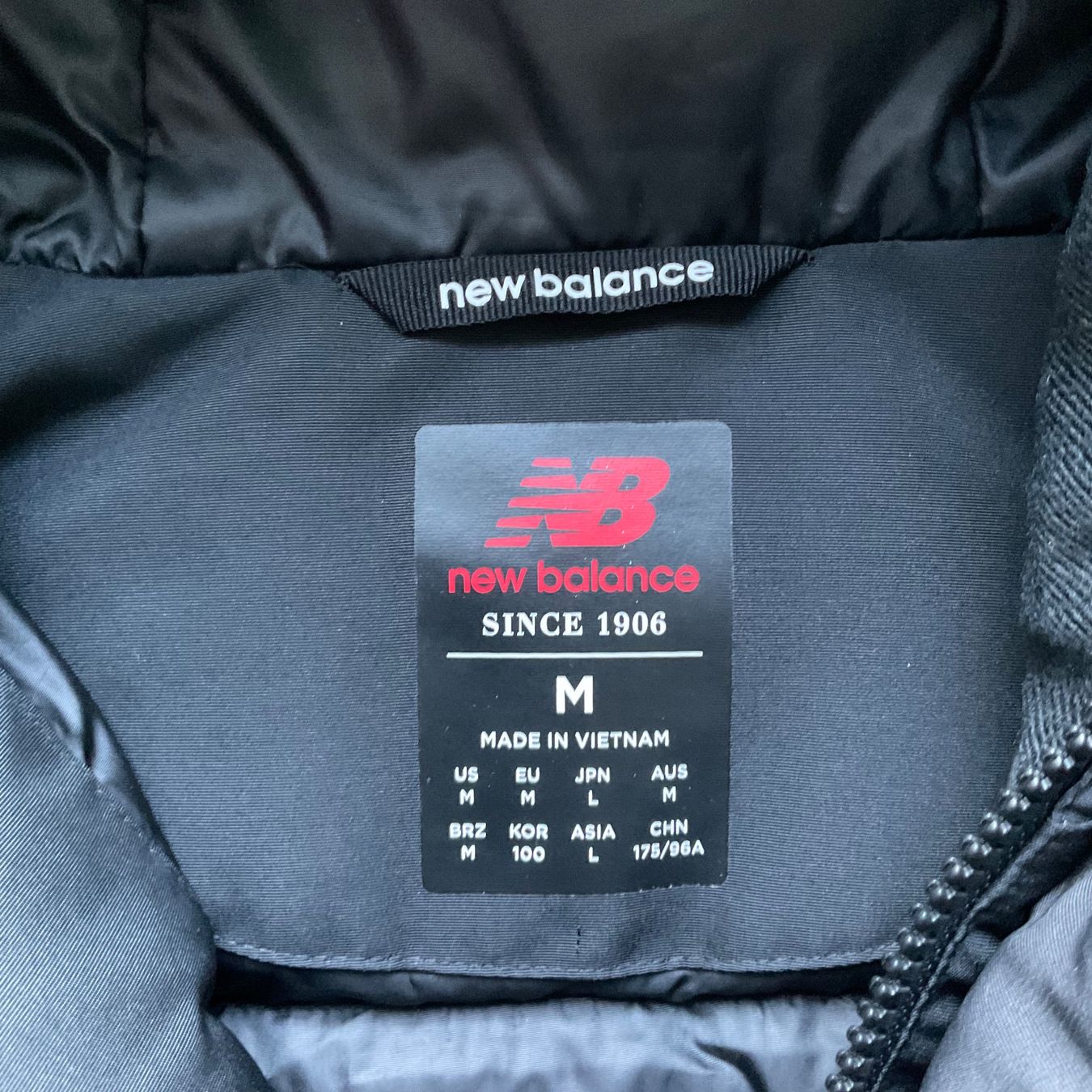 New Balance Jacken: Winterjacke, NEW BALANCE, schwarz, Gr. M – Gebraucht aus Wattwil von Marlan3 1