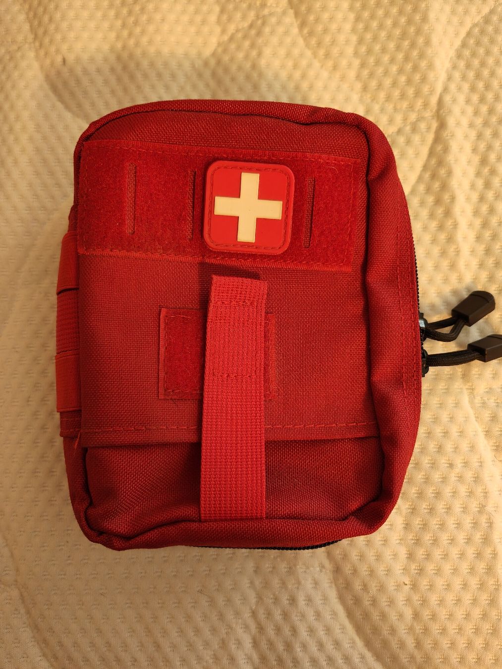 Mallettes de secours: Erste Hilfe Tasche – Neuf (Voir description) à Kandergrund par Sam1818 1
