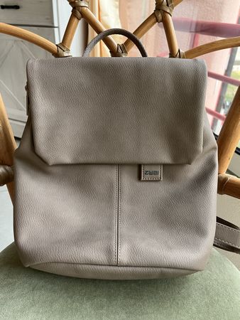 Sac à dos ZWEI beige état neuf   40-60 caractères