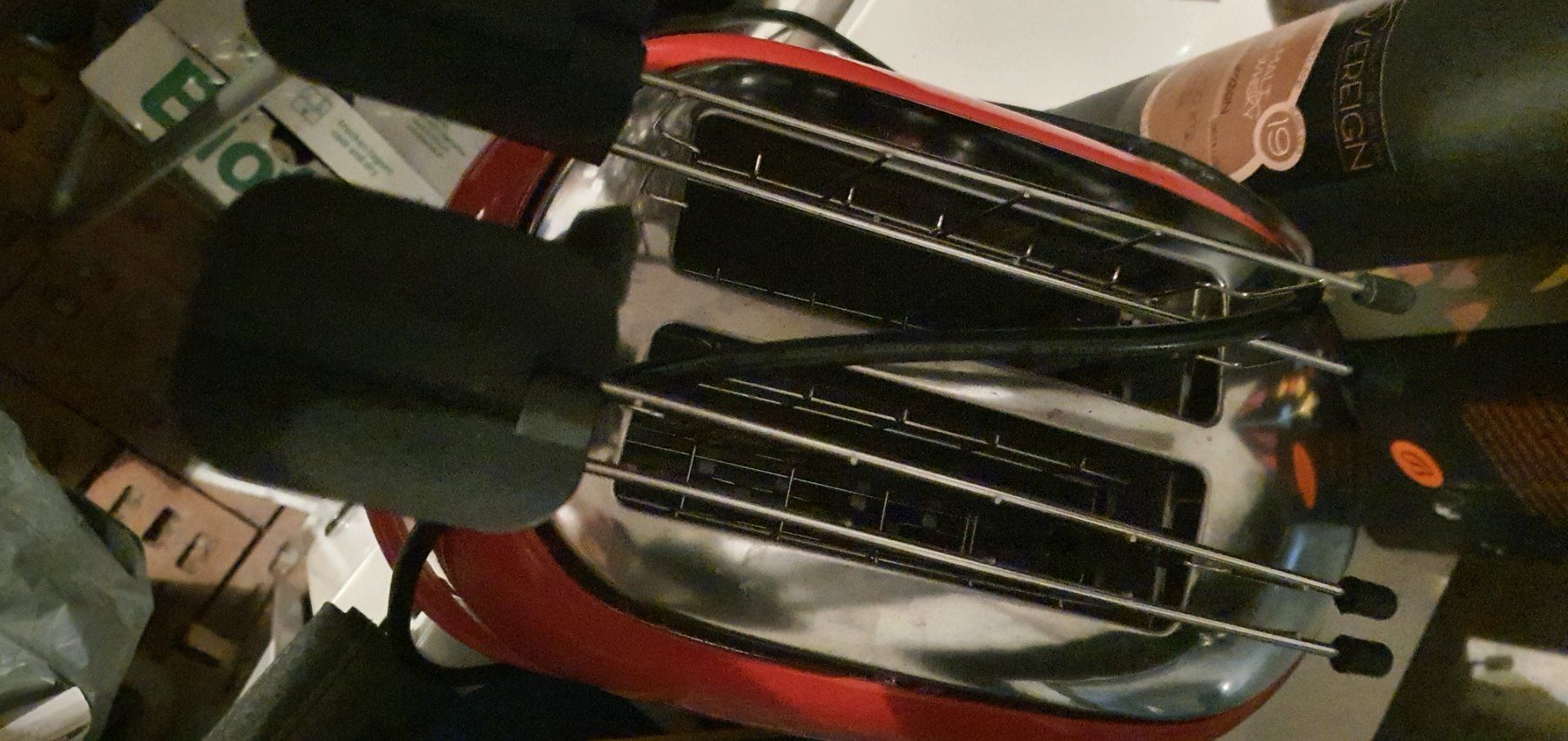 Elettrodomestici da cucina: Roter Toaster Ariete – Usato da Muri AG venduto da Jeromia 1