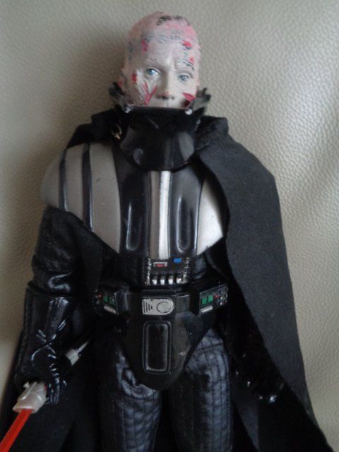 Star Wars Statuette: Star Wars Hasbro Vader – Usato da sargans venduto da Angamar 1