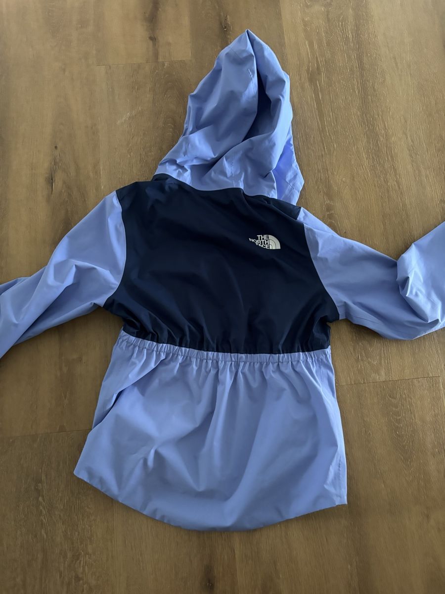 North Face Jacken & Mäntel: The North Face Regenjacke Gr. 128 – Gebraucht aus Netstal von ali_x5fx 2