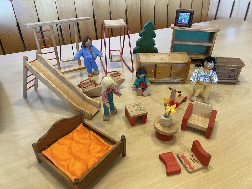 Puppenhaus Miniatur Kaminuhr Stand 1:12 - Goldene Pendeluhr Für Puppenstube