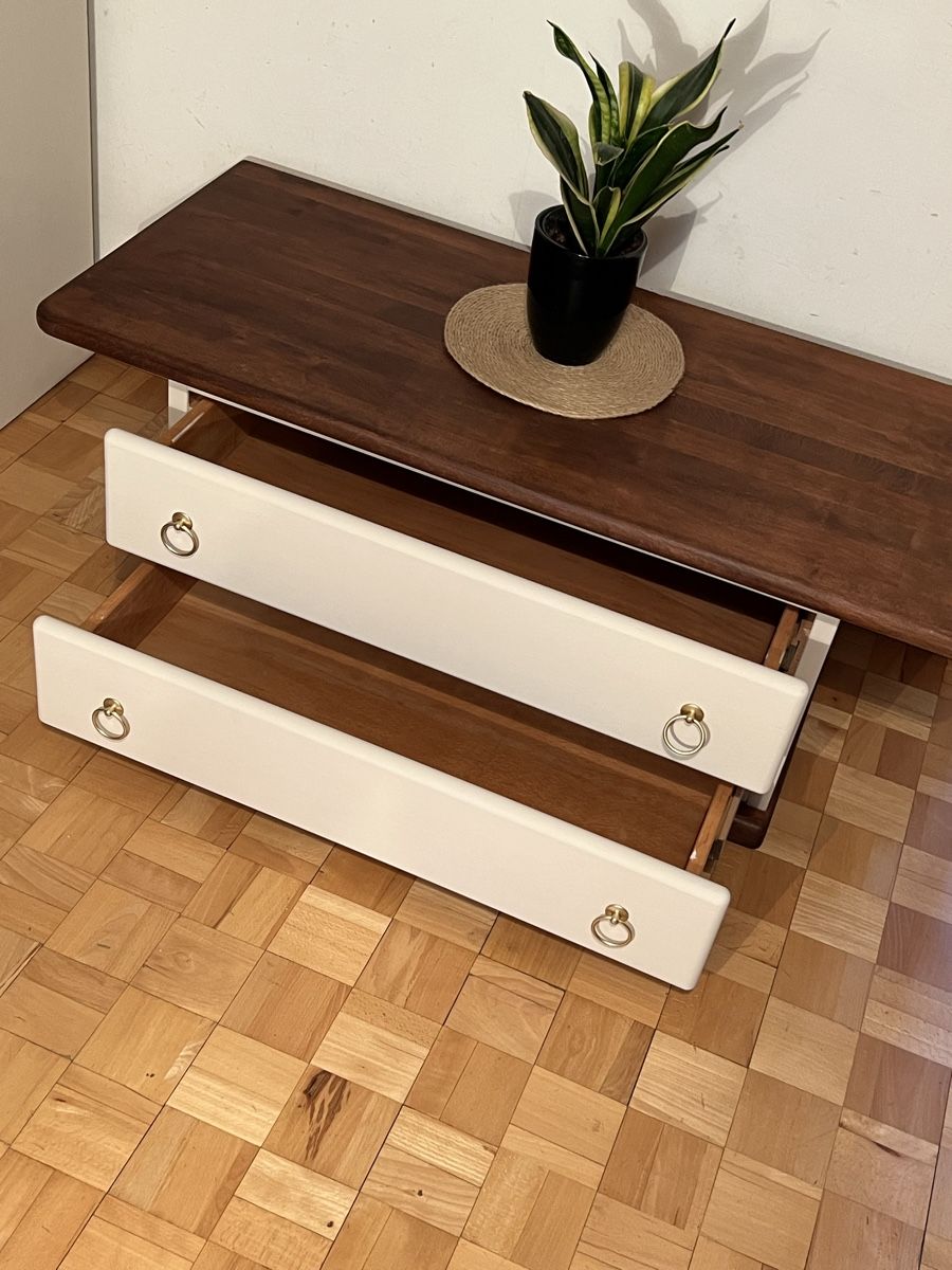 Cassettiere: Stilvolles Hartholz-Lowboard / Sideboard – Nuovo (secondo la descrizione) da Bern venduto da Jeli6513
