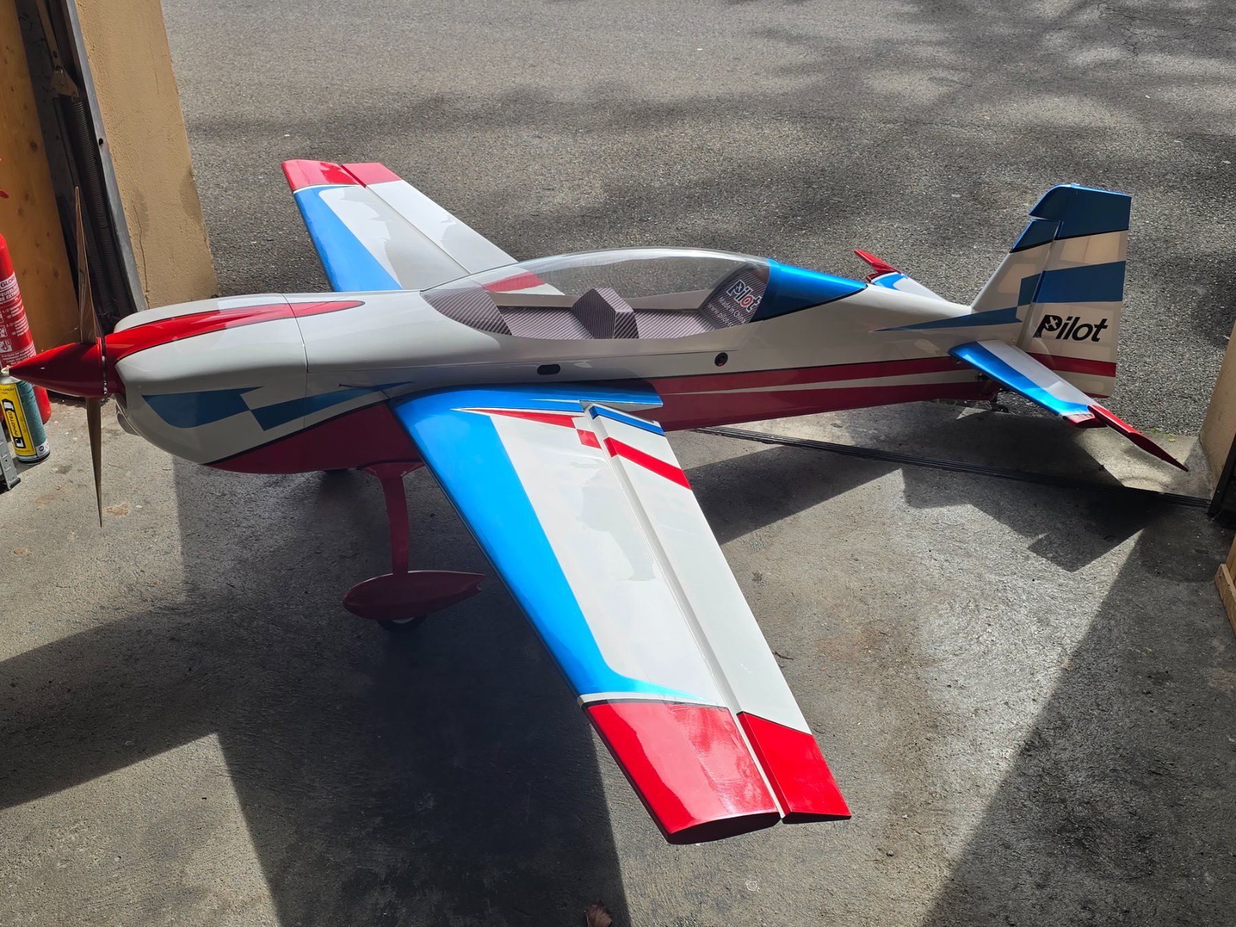 Pilot-RC RC Modellbau: EXTRA NG PILOTE RC 2.2M – Gebraucht aus fribourg von jlddrand