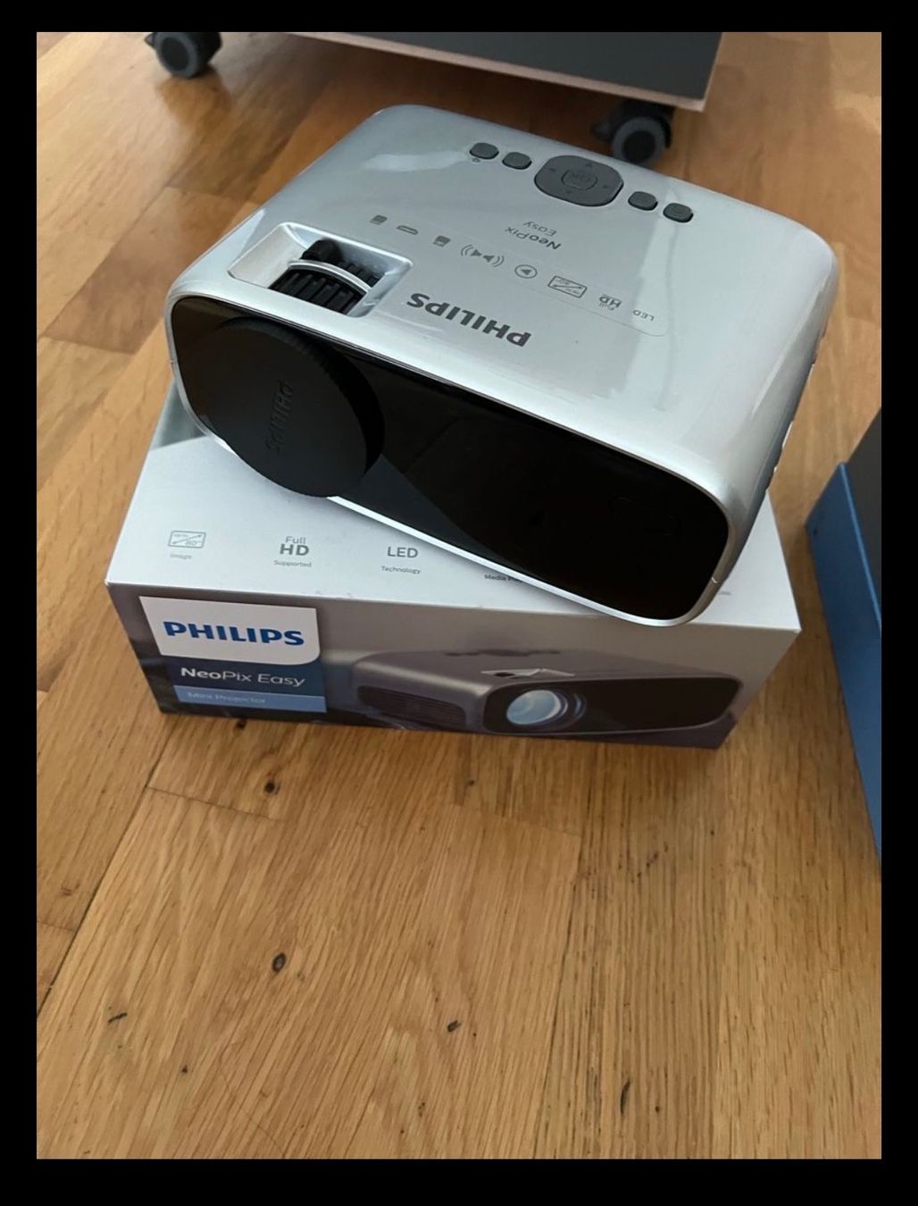 Philips Vidéoprojecteurs: Projecteur Philips NeoPix Easy – D'occasion à Emmenbrücke par Shayan2314 1