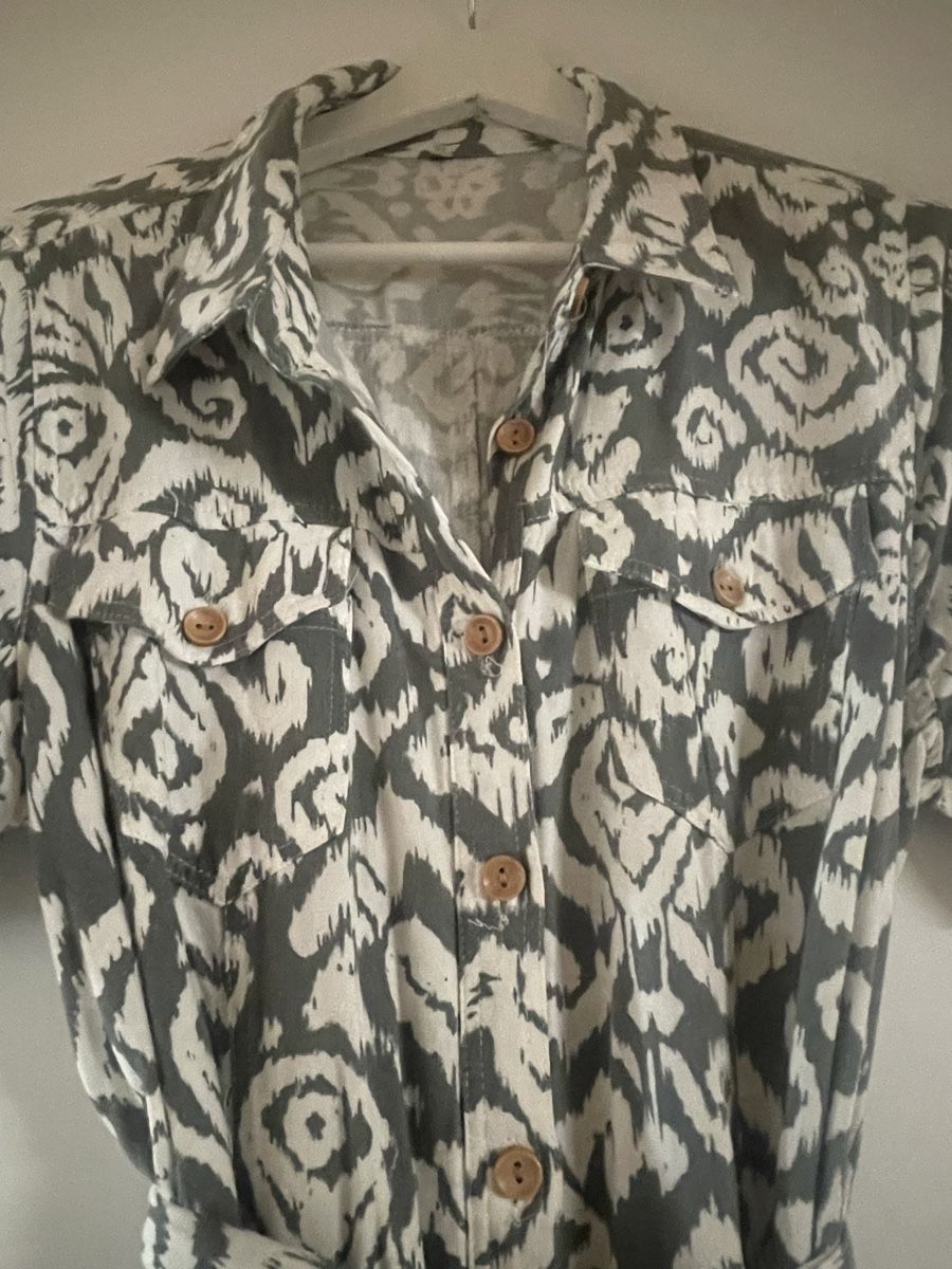 Robes: Damen Kleid Kurzarm mit Gürtel L gemustert – D'occasion à Hergiswil NW par natejuke 1