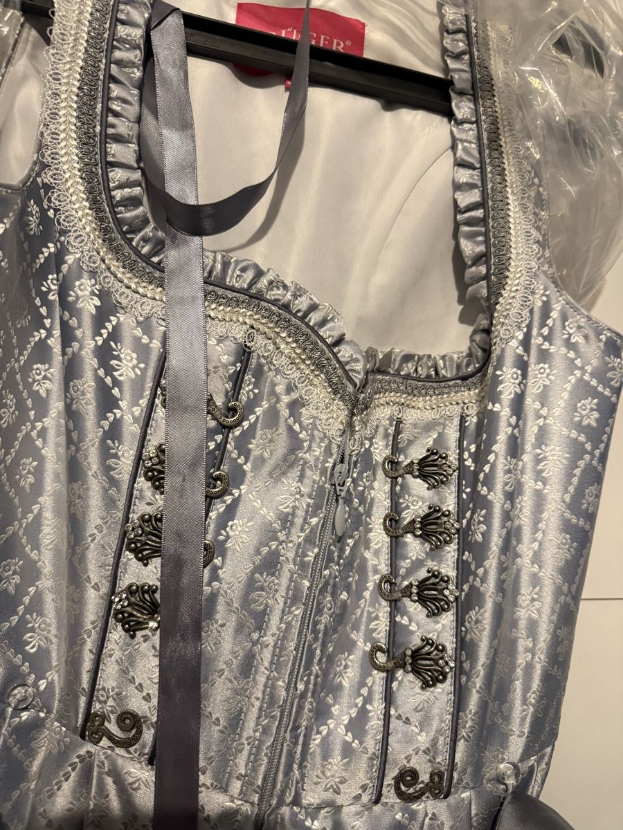 Krüger Kleider: Krüger Dirndl – Neu (gemäss Beschreibung) aus Tagelswangen von Betty029 3