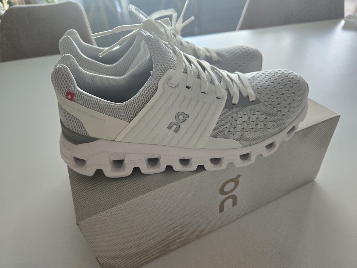 Scarpe da donna: On Schuhe – Nuovo e nell'imballaggio originale da Hallwil venduto da En.Pu. 3
