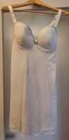 Weisses Unterkleid von Freya mit eingebautem BH (65G), Gr. S