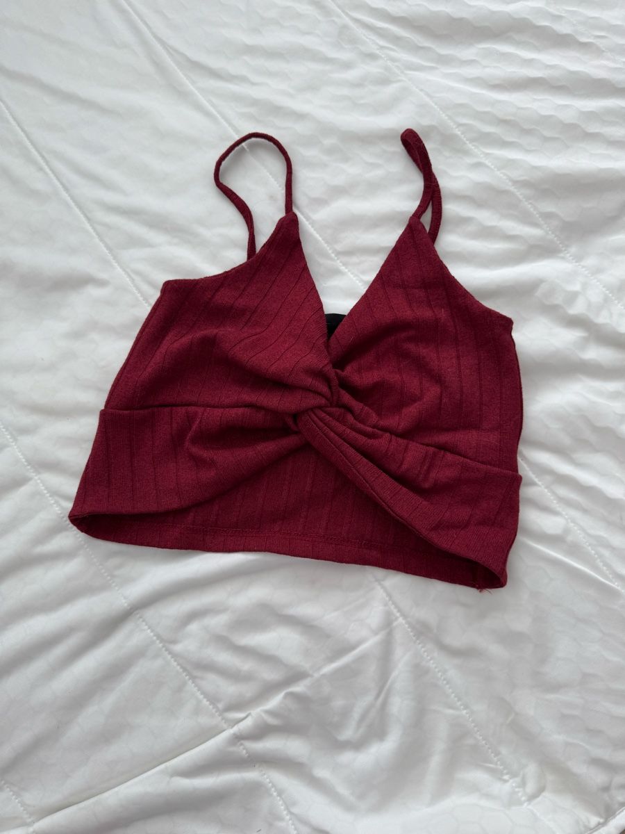 Tops: Rotes Crop Top – Neu (gemäss Beschreibung) aus Laufen von AnnaBlunschi 1