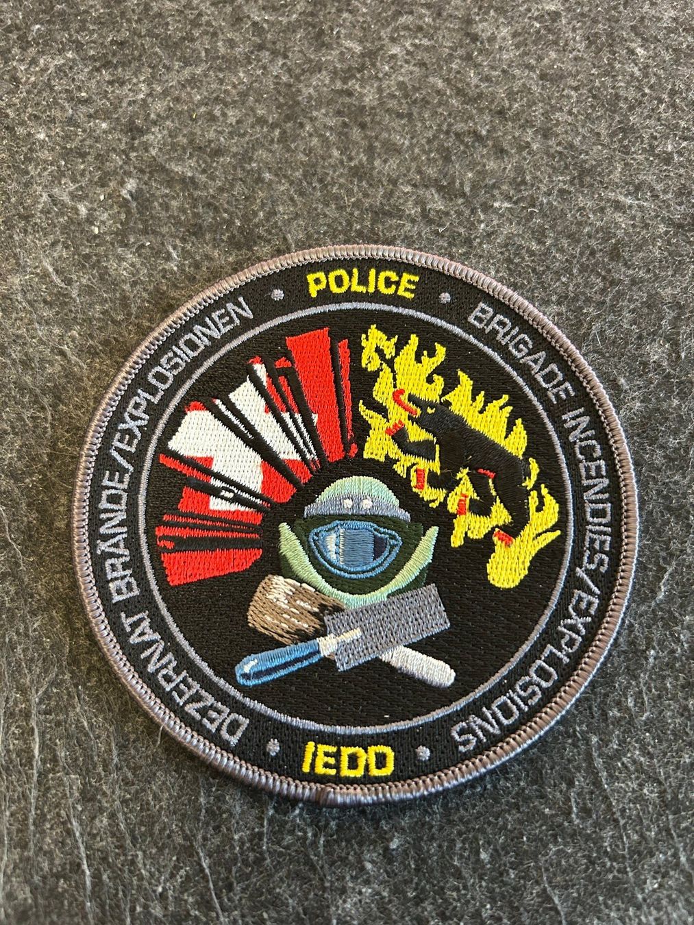 Plaquettes & Badges: Patch Kantonspolizei Bern BEX IEDD – D'occasion à Berikon par DGC-1995