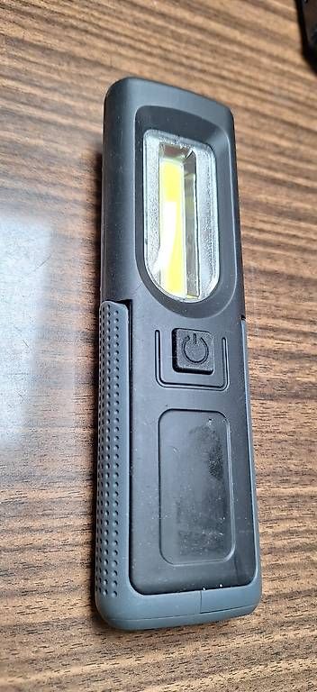 Lampade: LED Arbeitsleuchte  140 Lumen – Usato da Effretikon venduto da Baumpe01