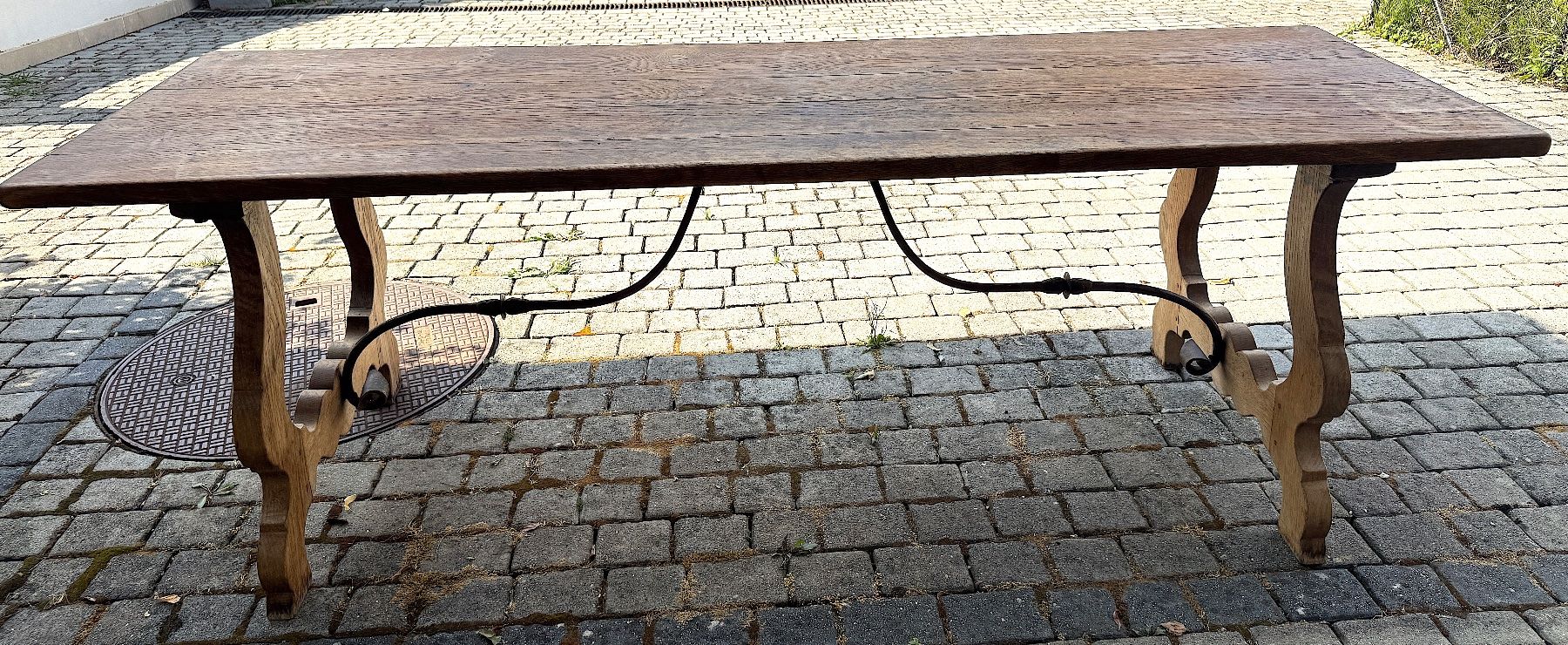 Tavoli: Table à manger en bois massif chêne - style rustique – Usato da Veyrier venduto da Szurkemaci 1