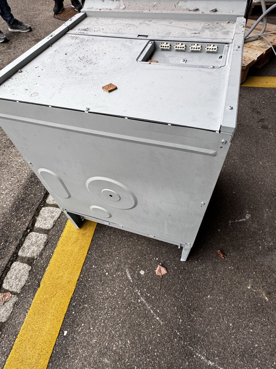 V-Zug Backöfen: V-Zug Backoffen DE LUXE – Gebraucht aus Zürich von Jusuf109 2