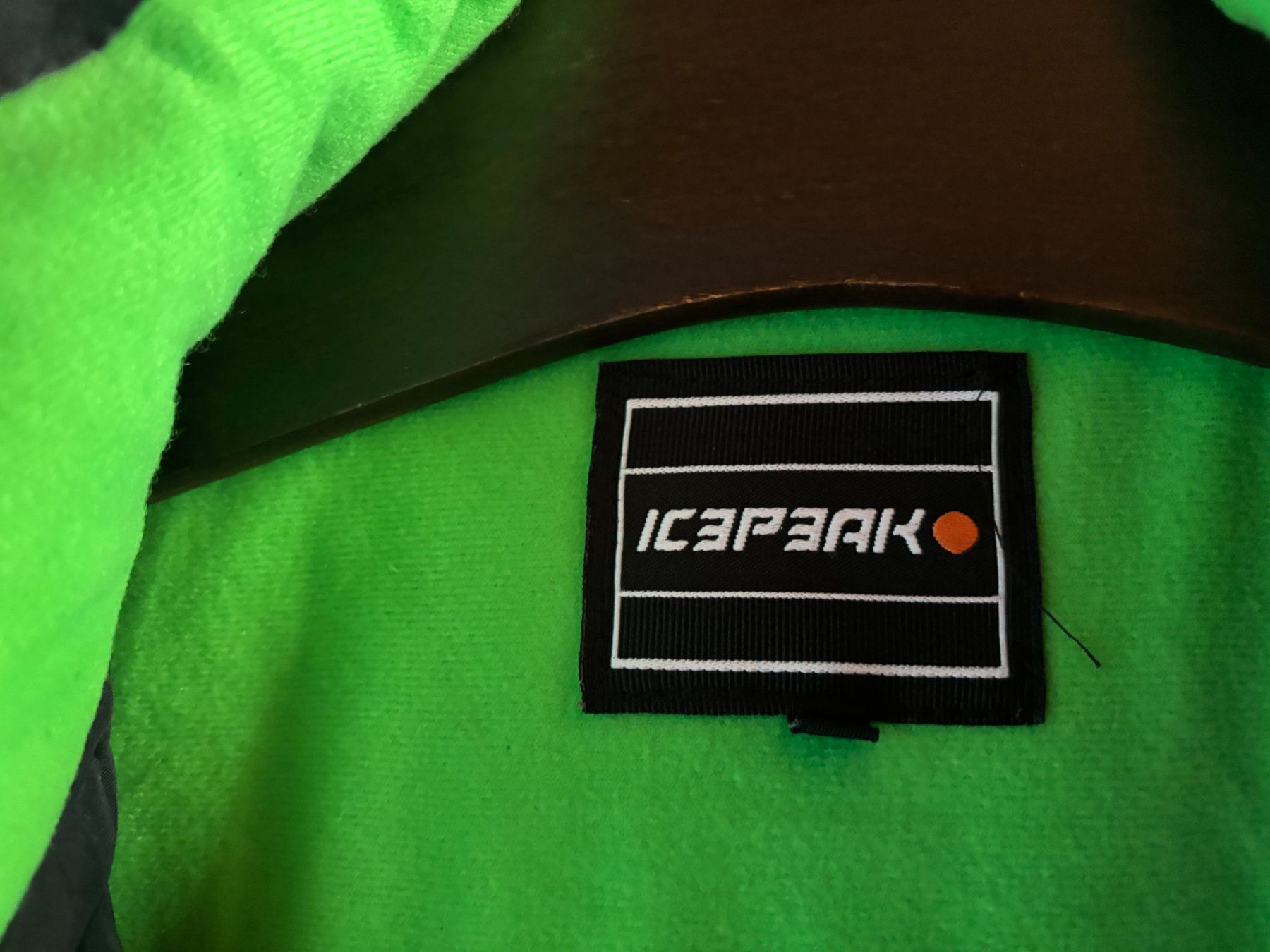 Icepeak Giacche: Skijacke Icepeak – Usato da Biberist venduto da Oberwald45 1