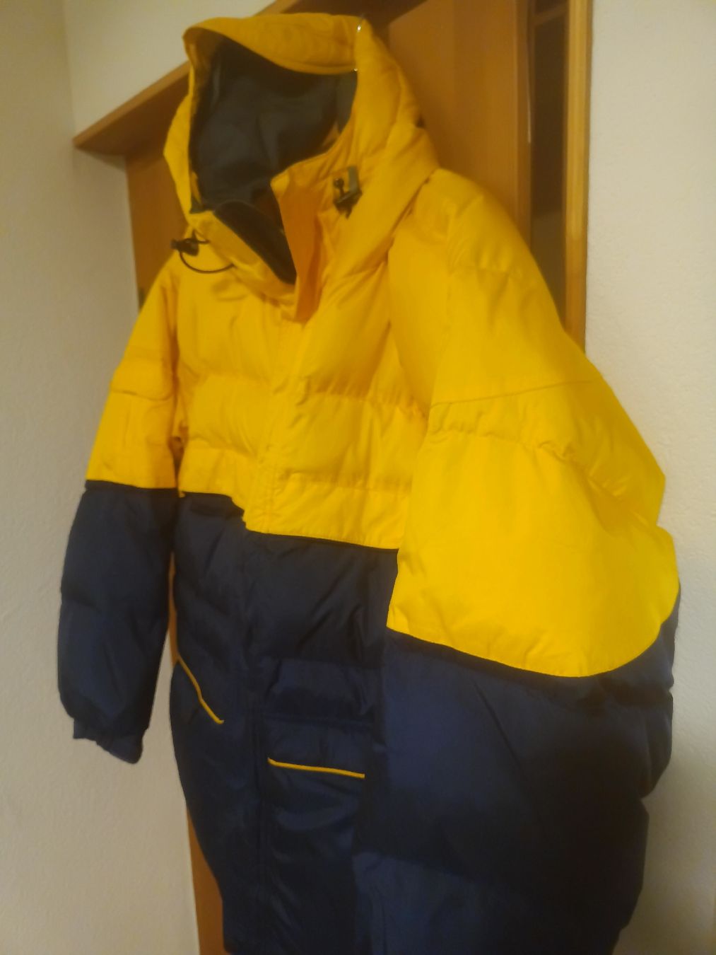 Burton Jacken: classic Burton snowboarding jacke – Gebraucht aus Wädenswil von Mistamovie72 2