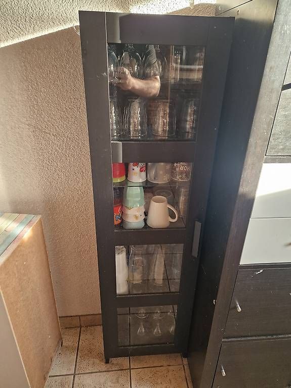 Vitrinen: Vitrine – Gebraucht aus bettlach von LH914