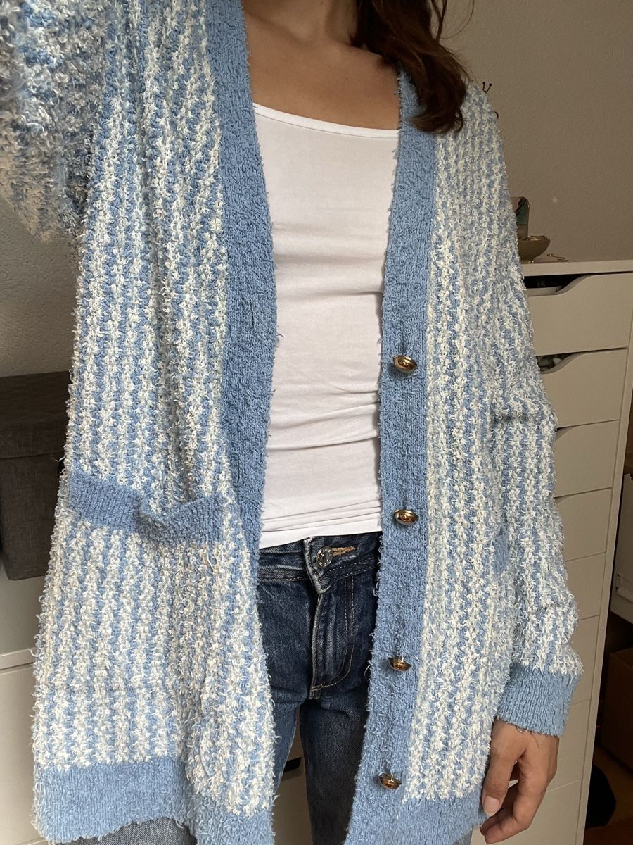 Zara Giacche: Zara Strick-Cardigan in hellblau – Usato da Stetten AG venduto da xe_k33