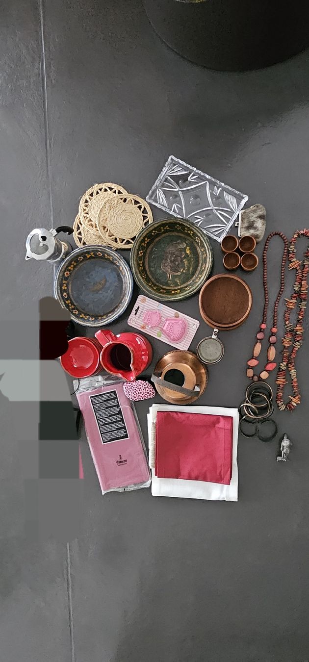 Tutte le decorazioni: Flohmarkt Paket: Deko, Geschirr, Accessoires uvm. – Usato da Richterswil venduto da furlan 1