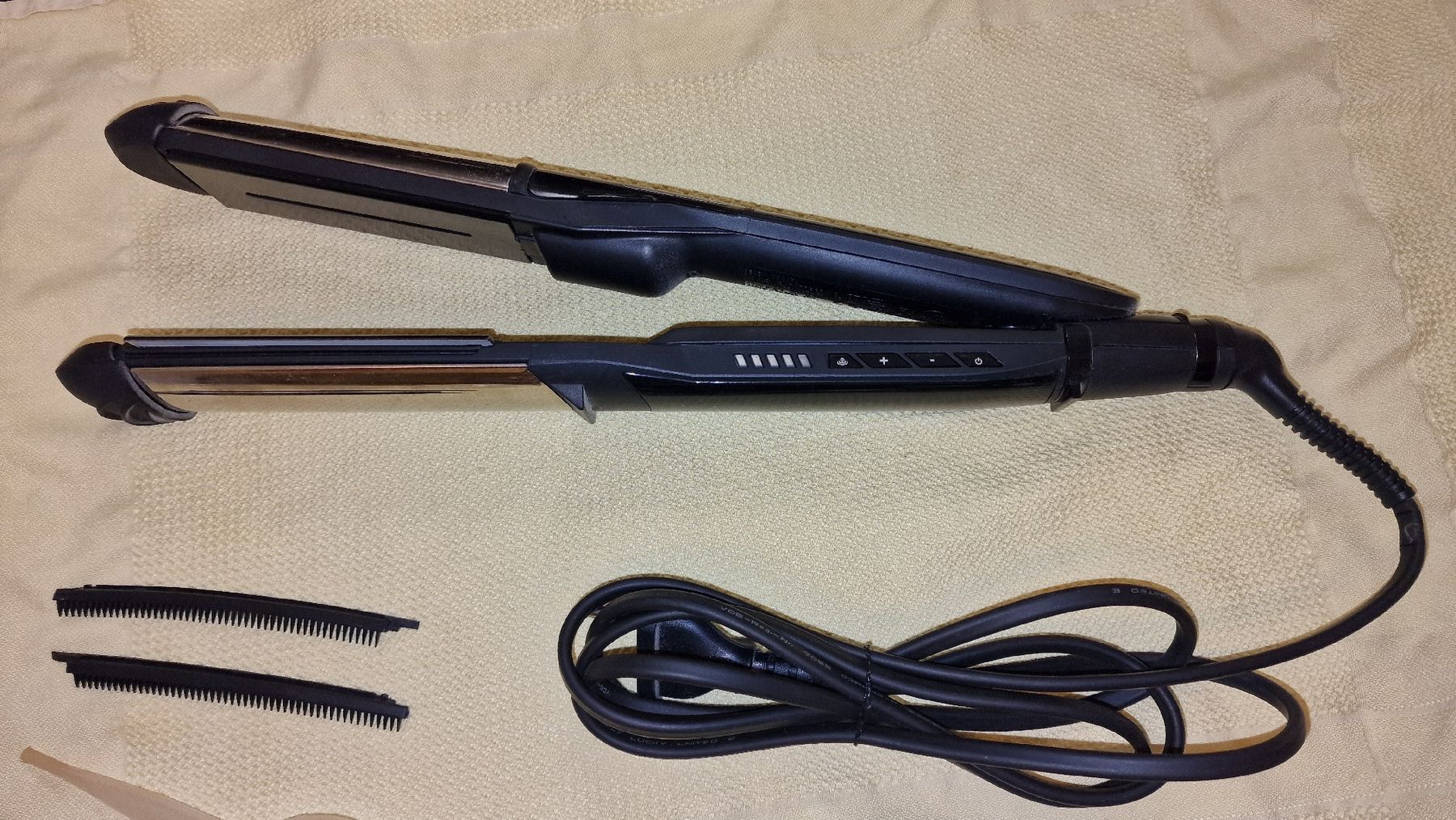 BaByliss Piastre & Arricciacapelli: Glätteisen Babyliss Steam Pure – Usato da Kehrsatz venduto da MyShoppy 2