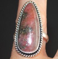 Ring L-4639 – Rhodonit – 18mm Innendurchmesser