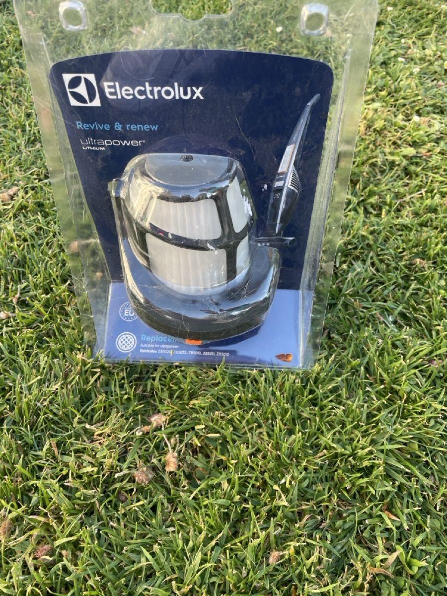 Electrolux Sonstiges für Haushalt & Wohnen: Electrolux vacuum filter ef142 – Neu und originalverpackt aus Erlenbach ZH von van_st5g