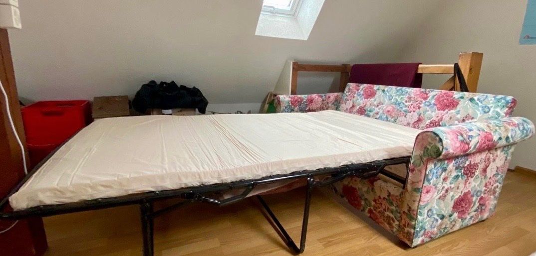 Sofas: Sofa Bed – D'occasion à Châbles FR par celine61 3