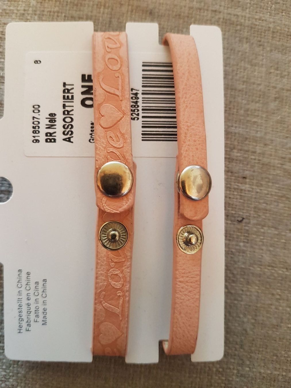 Armbänder & -reifen: 2 Armbänder, altrosa, Lederoptik, – Neu (gemäss Beschreibung) aus Oberengstringen von Sheera7 1