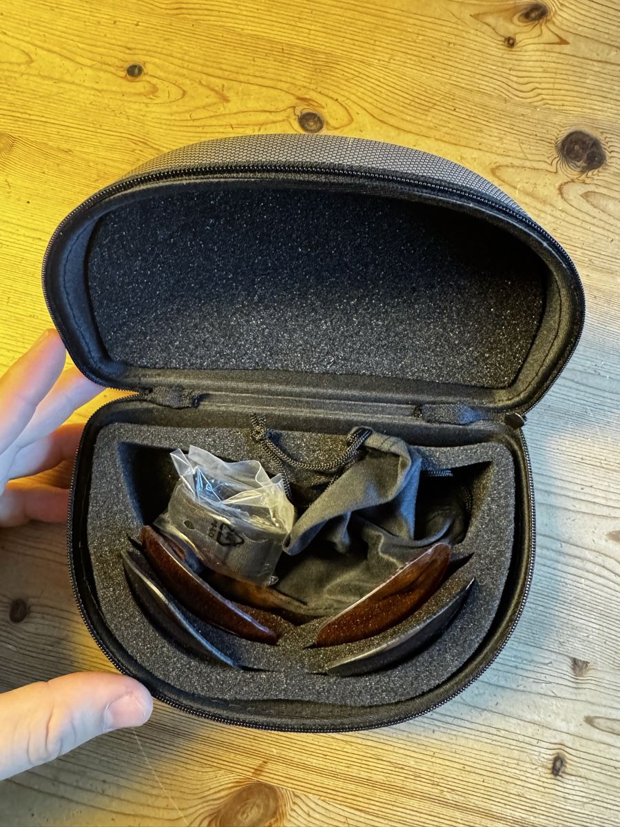 Brillen & Gläser: Sport Sonnenbrille Etui mit Wechselobjektiven – Neu (gemäss Beschreibung) aus Seuzach von Wolf936 1