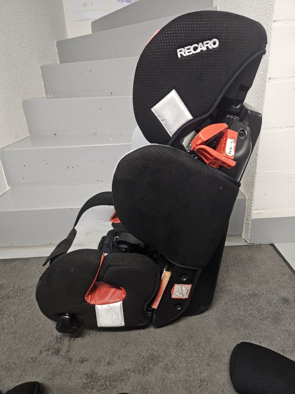 Recaro Auto-Kindersitze: Recaro Kindersitz – Gebraucht aus Attikon von is-f 2