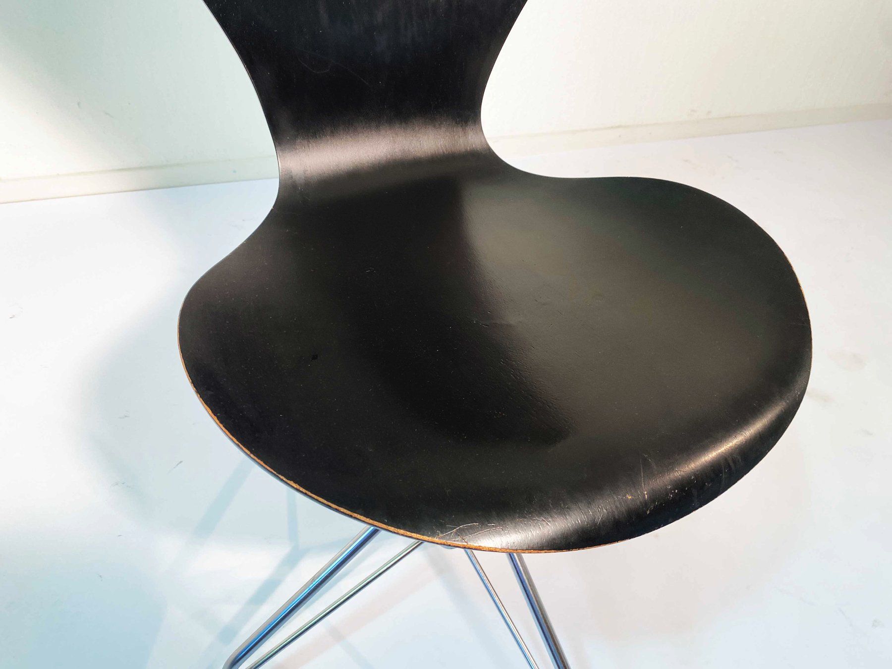 Fritz Hansen Chaises: Arne Jacobsen Model 3117 – D'occasion à Beringen par Kultgut 7