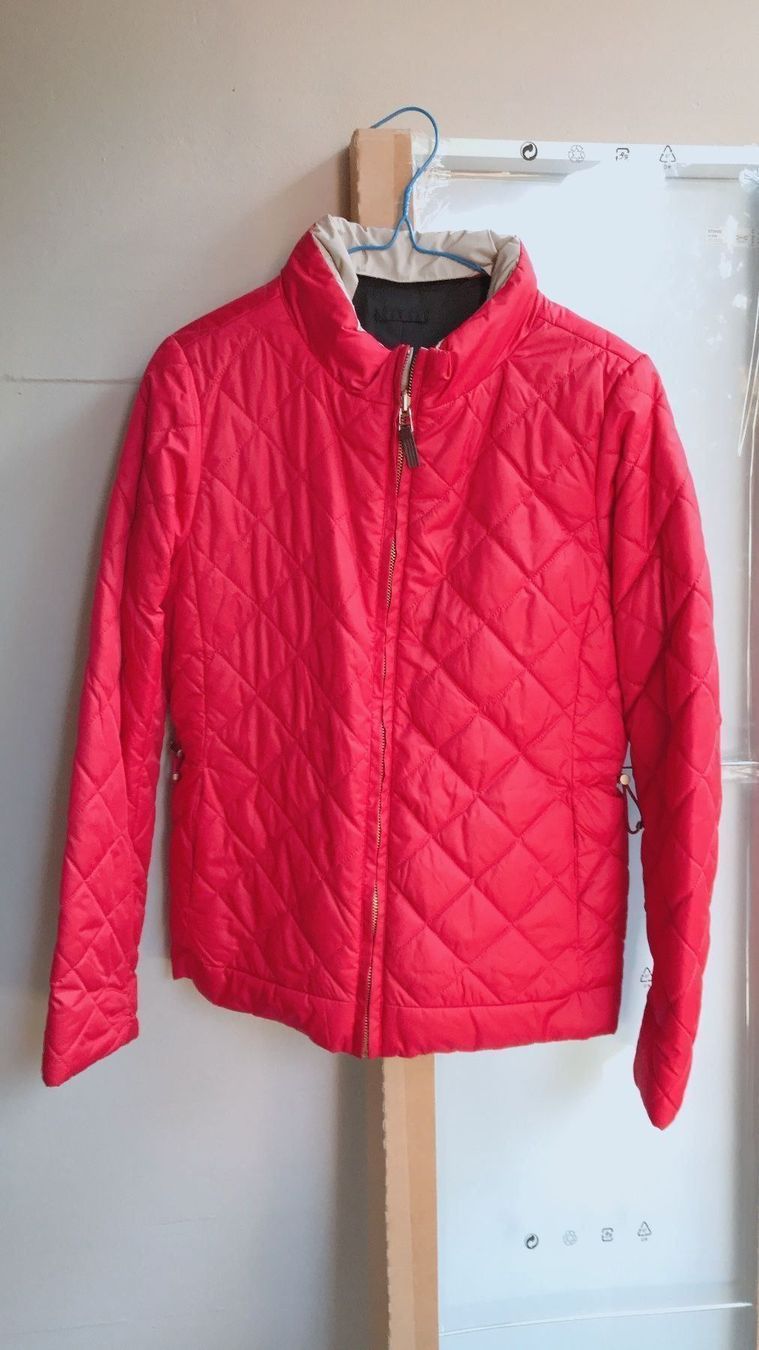 Massimo Dutti Giacche: Massimo Dutti Jacket Red - 2 sides puffer jacket 175 – Nuovo (secondo la descrizione) da Basel venduto da Harper.G 1