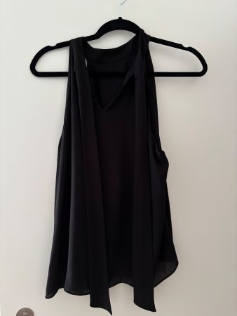 T-shirt noir, taille M