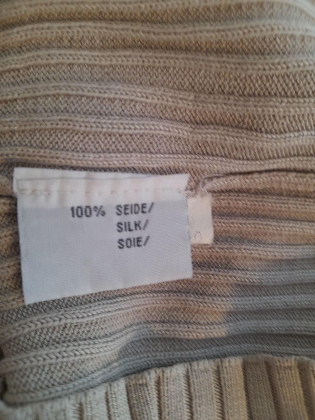 Maglioni & Felpe: Seidenstrick-Pullover . basic . S . – Usato da Leuggelbach venduto da schmetterlings-fee 2