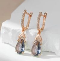 Paire de boucles d'oreilles élégantes, parfaites pour l'été