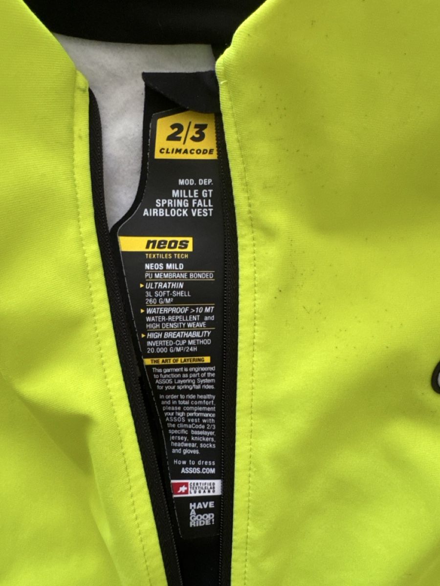 Assos Gilet & Giacche: Assos Mille GT Airblock Weste – Usato da Hunzenschwil venduto da mila012 1