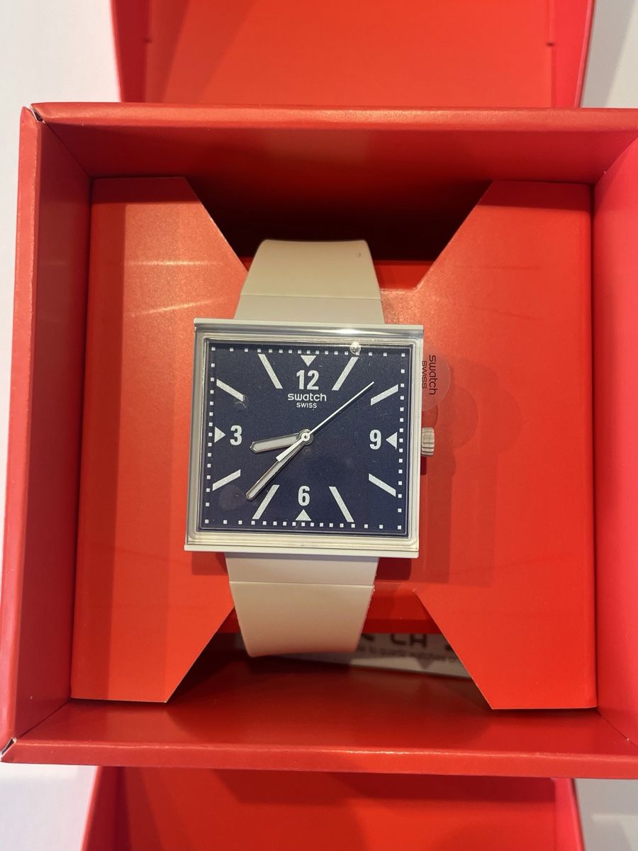 Swatch Montres: What if-Swatch Uhr beige 39 mm – Neuf avec emballage d'origine à Laupen BE par Peteruhl