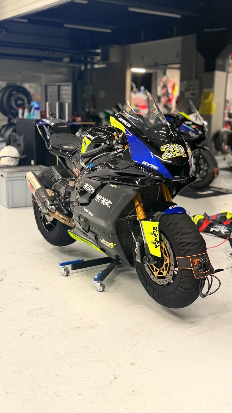 Yamaha Strada: Yamaha R6 Rennstrecke – Usato da Wohlen AG venduto da ant_rr9x