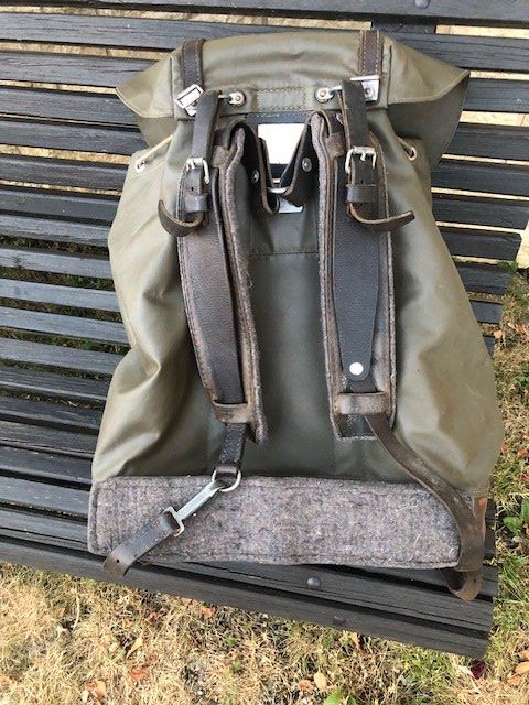 Schweizer Armee Rucksäcke: Sac à dos militaire – Gebraucht aus Chézard St Martin von schmitt 1