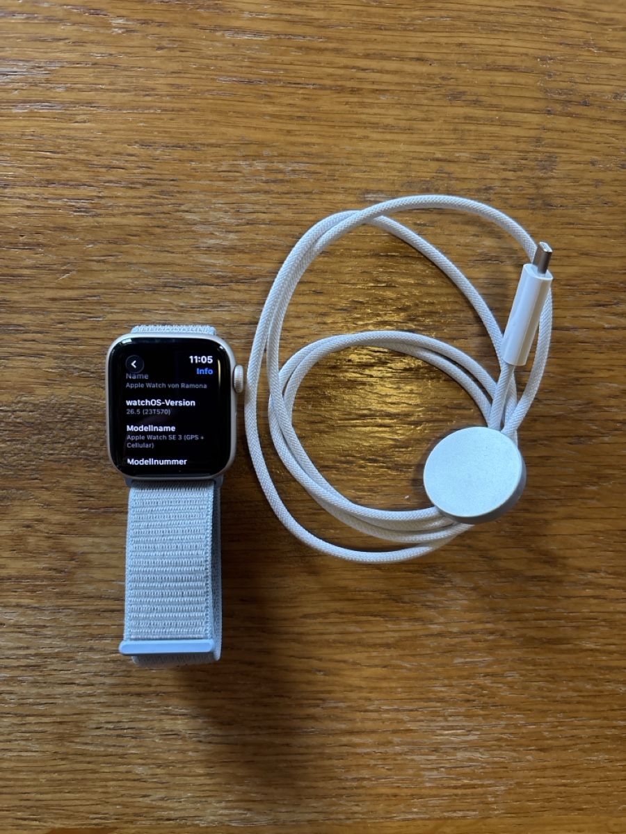Apple Smartwatch: Apple Watch SE3 GPS+Cellular 40mm – Nuovo (secondo la descrizione) da Wohlenschwil venduto da hcdavos5 1